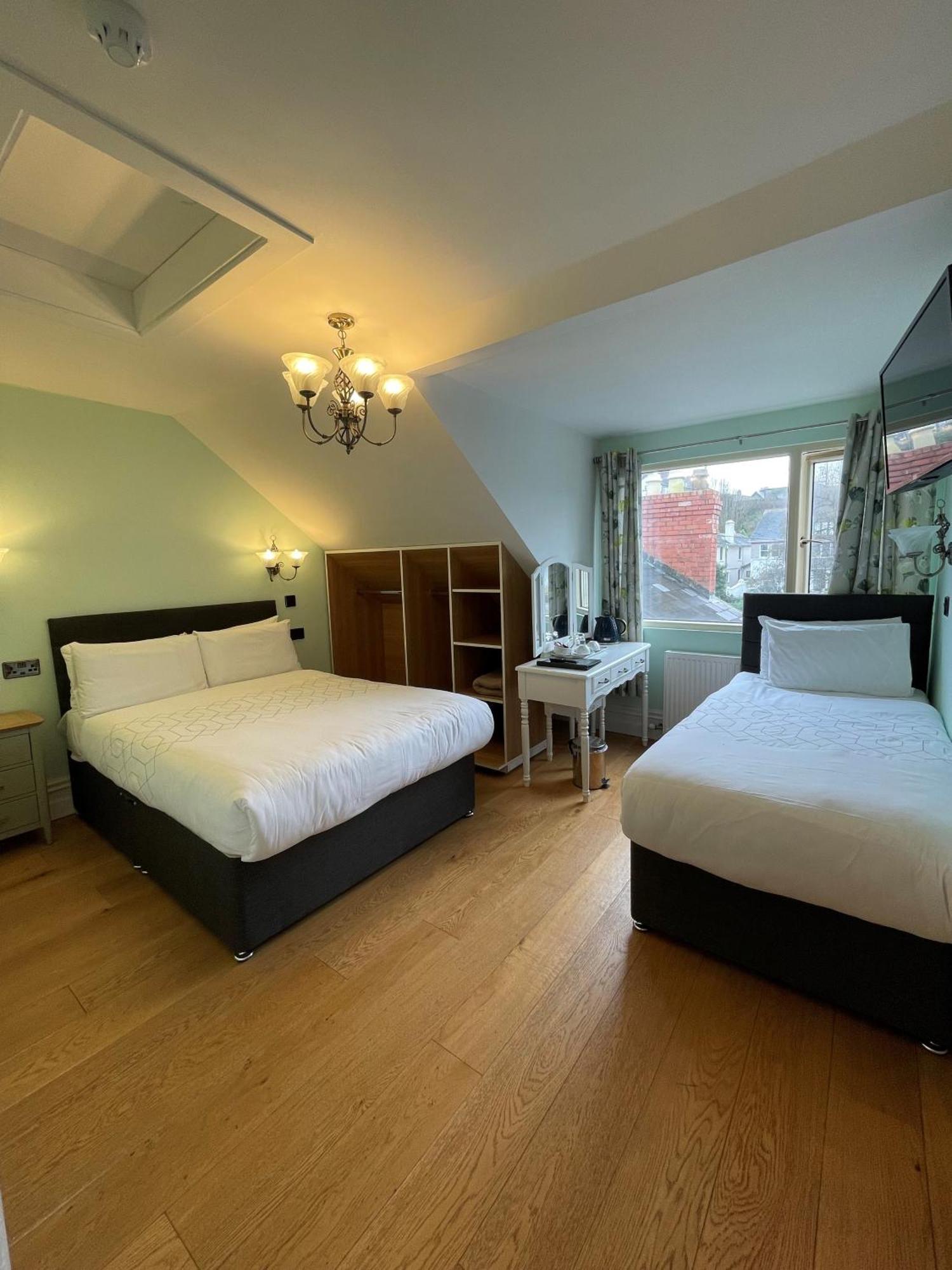 Triple Room,1525631668:JPEG